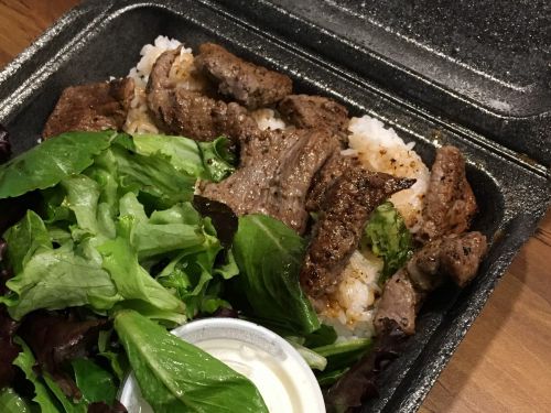 ステーキシャック（ハワイ）は肉が少ない！ガッツリ希望は多めに変更！