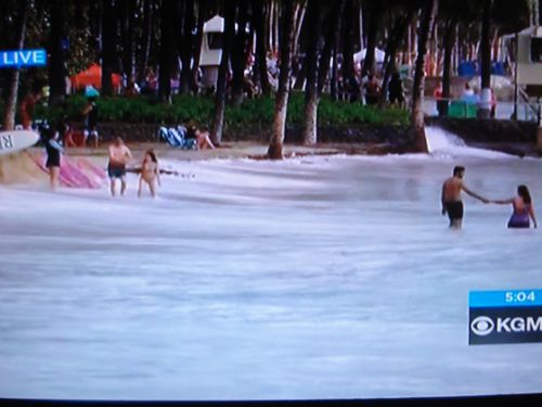 ワイキキからビーチが消えた日（大潮高潮 King Tides）