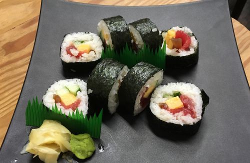 Hawaii Sushi 気軽に寿司を食べよう！